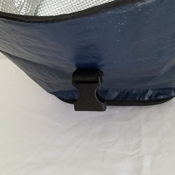 Chicago Bears Collapsible Cooler - Picture 7 of 8